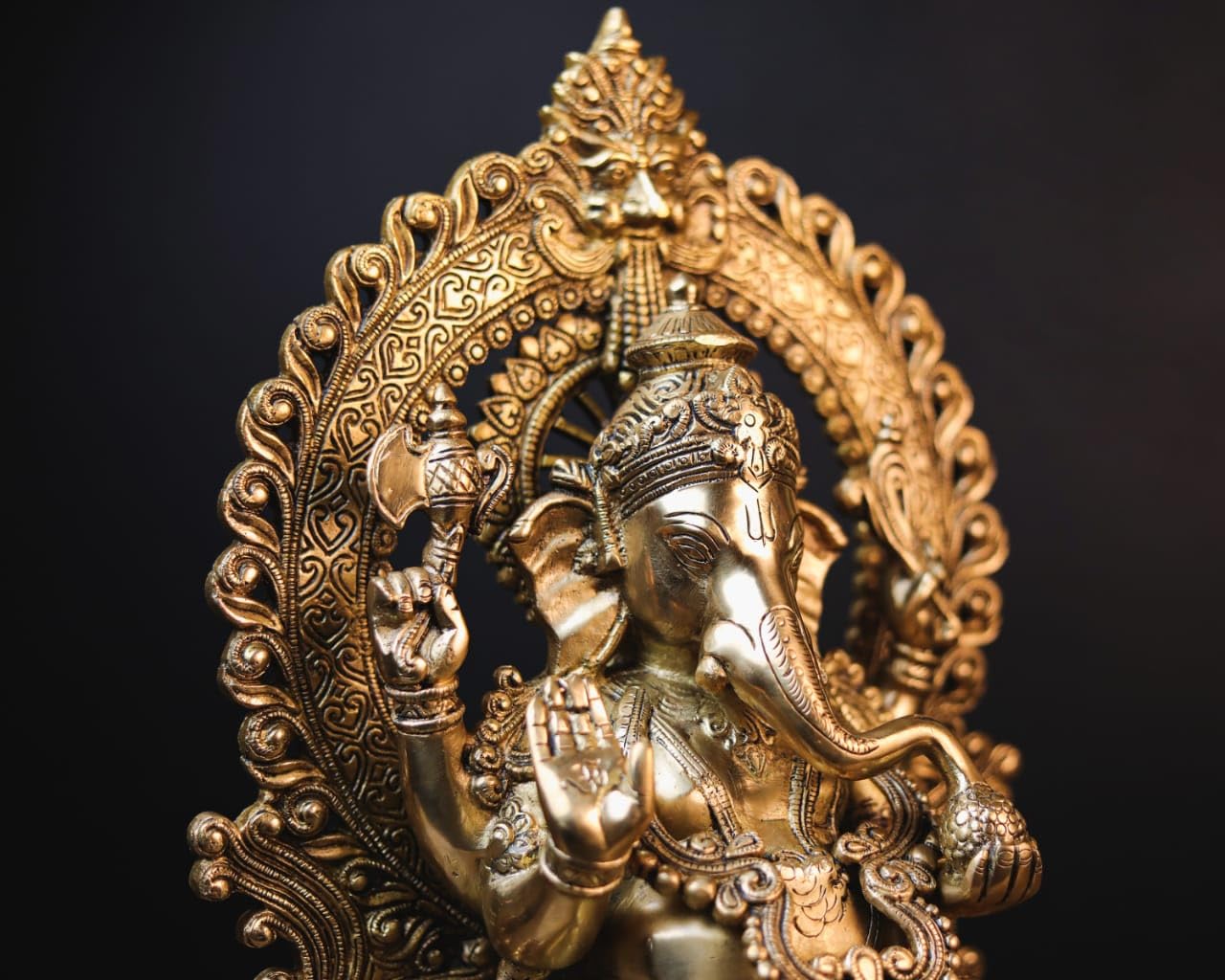 Mridaya Brass Ganesha Statue | 40 Cm Big Size Brass Ganesh Statue | Housewarming Gift | Hindu Wedding Gift | Elephant God Statue